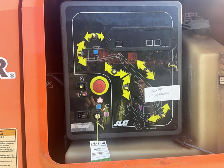 Telescopic Boom Lift - View 2